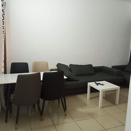 Апартаменты Hebertogo Casablanca Ломе Экстерьер фото