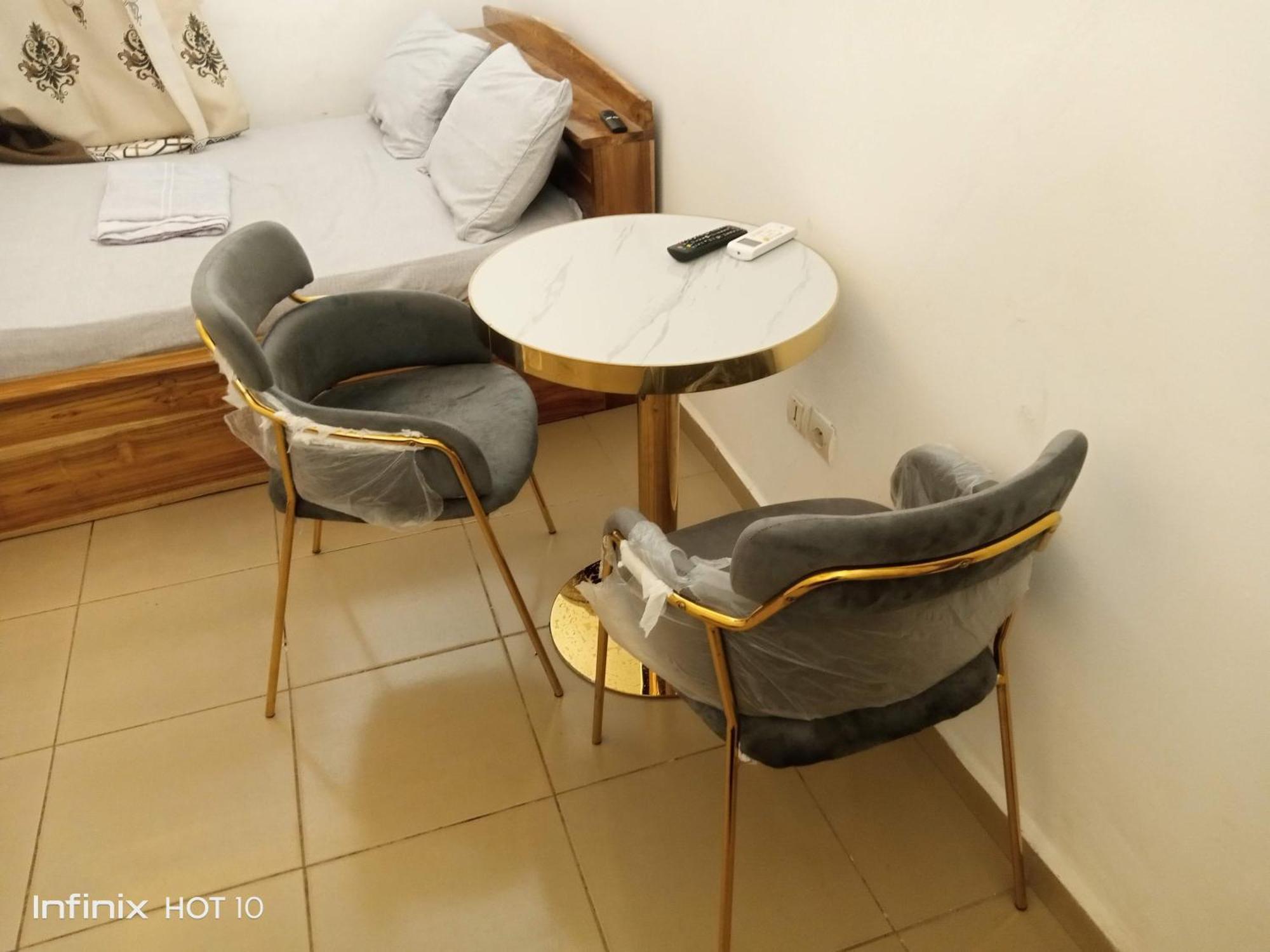 Апартаменты Hebertogo Casablanca Ломе Экстерьер фото